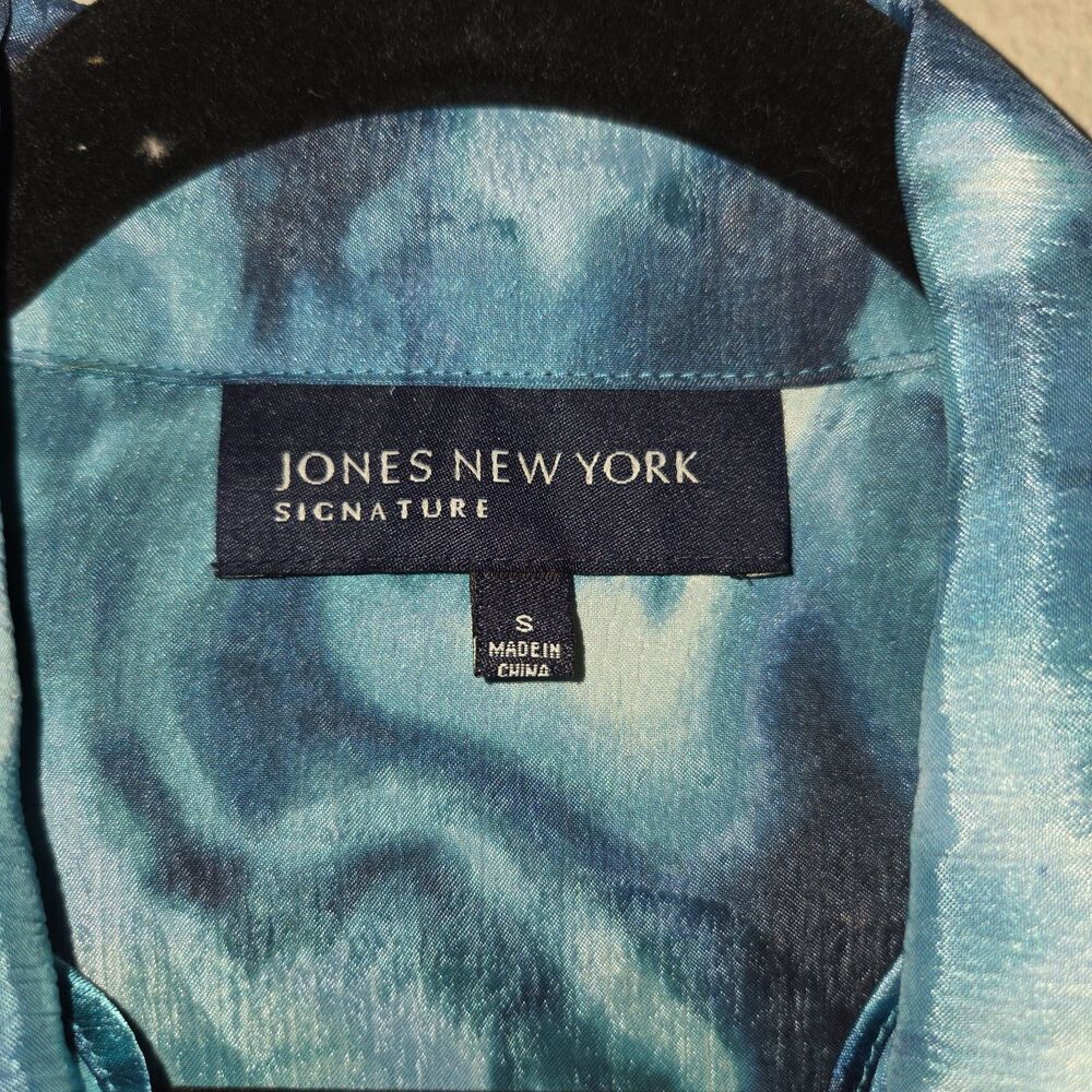 Jones New York Satin Ruffle Blouse Small - Blue Watercolor Tie Dye Top - Picture 5 of 5